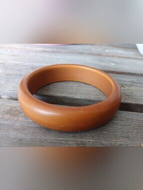 Viintage Classic Brown Bangle Bracelet - Minimalist Accessory